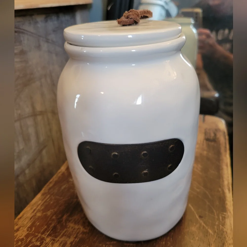 2016 mud pie large bistro canister with lid cute details
